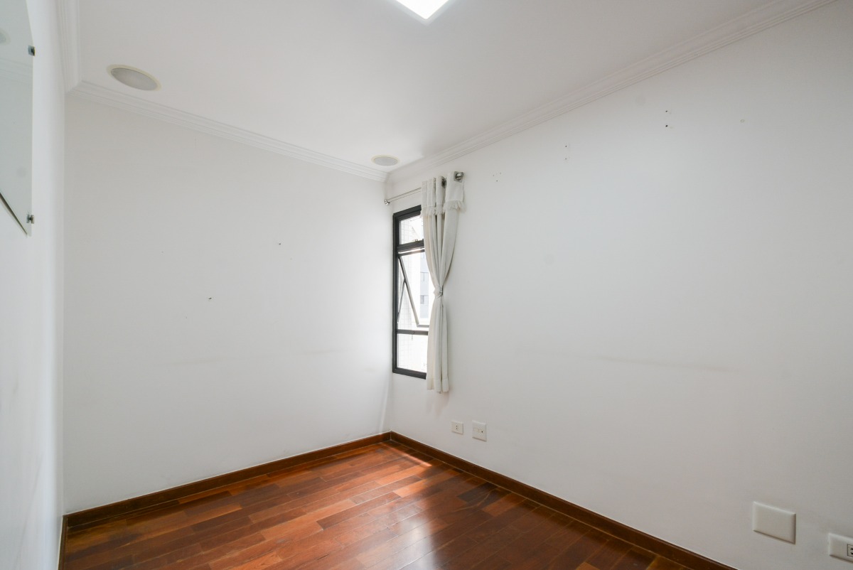 Apartamento à venda com 3 quartos, 138m² - Foto 16