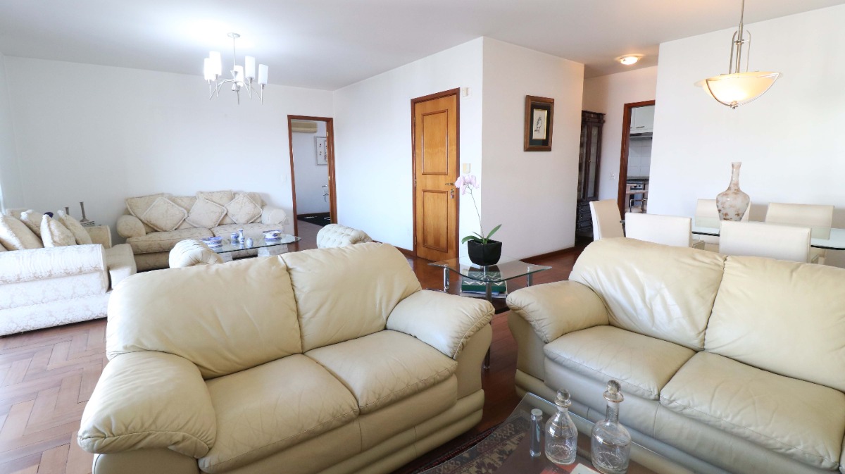 Apartamento à venda com 4 quartos, 226m² - Foto 15