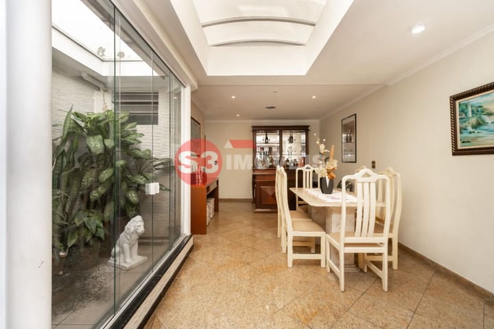 Casa à venda com 3 quartos, 190m² - Foto 7