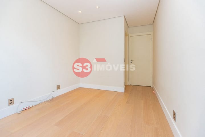 Apartamento à venda com 3 quartos, 244m² - Foto 22