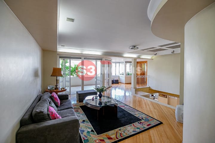 Casa à venda com 4 quartos, 1023m² - Foto 44