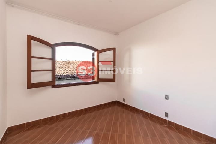 Casa à venda com 3 quartos, 209m² - Foto 10