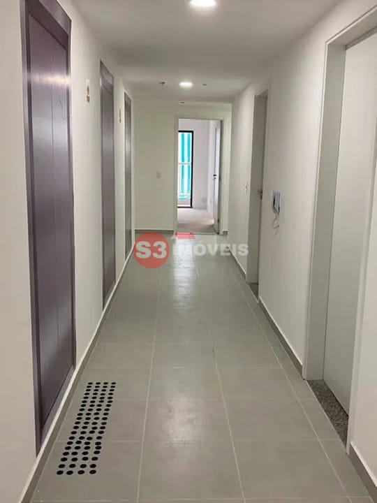 Apartamento à venda com 1 quarto, 28m² - Foto 13