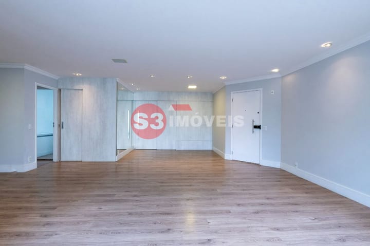 Apartamento à venda com 3 quartos, 145m² - Foto 5