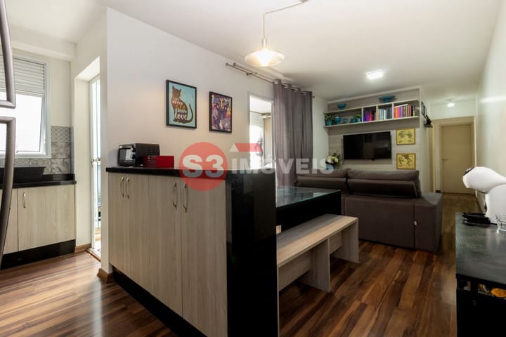 Apartamento à venda com 2 quartos, 56m² - Foto 1