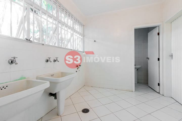 Casa à venda com 6 quartos, 449m² - Foto 14