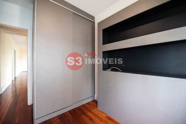 Apartamento à venda com 3 quartos, 134m² - Foto 19