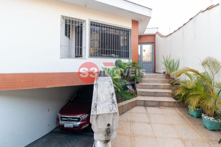 Casa à venda com 3 quartos, 184m² - Foto 1