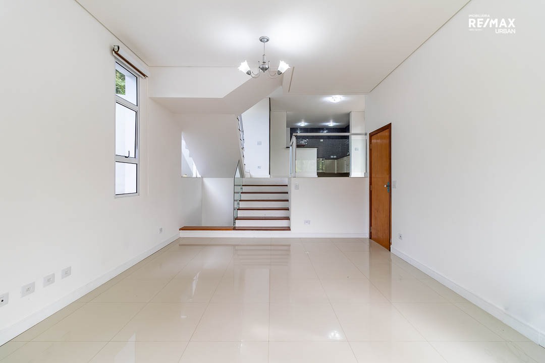 Casa de Condomínio à venda com 3 quartos, 186m² - Foto 4