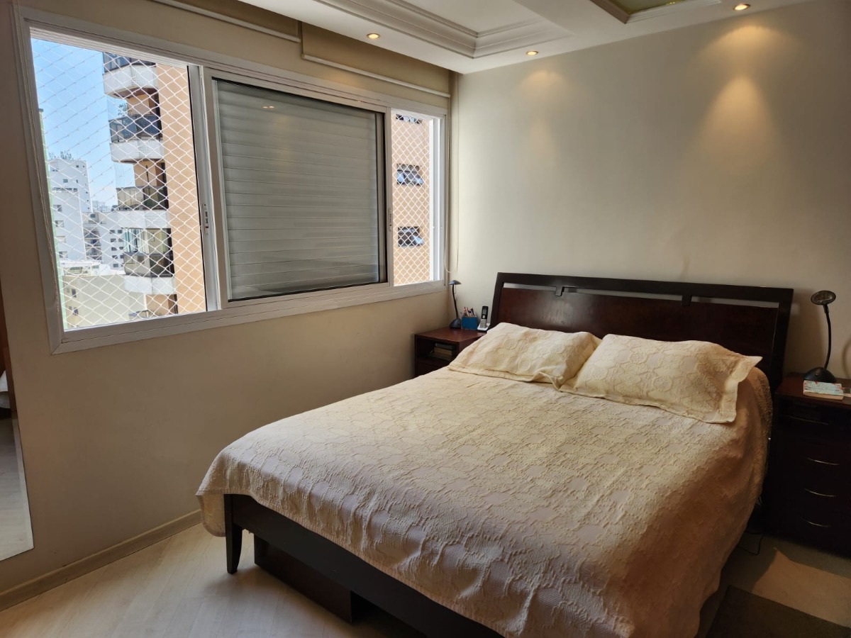 Apartamento à venda com 3 quartos, 131m² - Foto 9