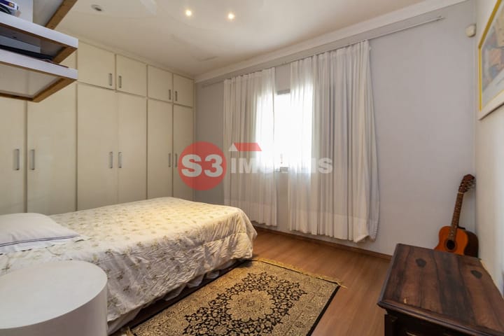 Casa à venda com 3 quartos, 230m² - Foto 23