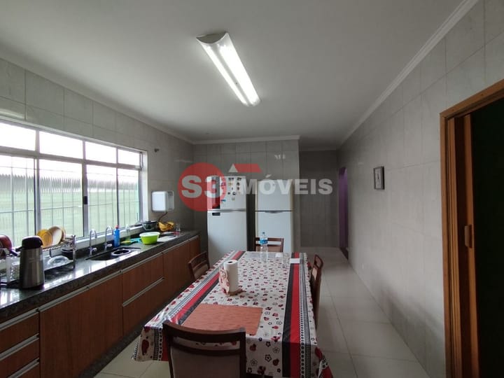 Casa à venda com 5 quartos, 283m² - Foto 25