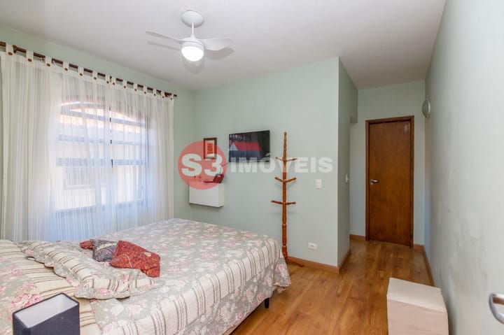 Casa à venda com 4 quartos, 179m² - Foto 25