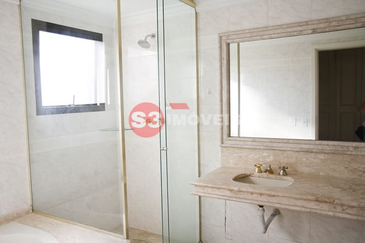 Apartamento à venda com 3 quartos, 243m² - Foto 54