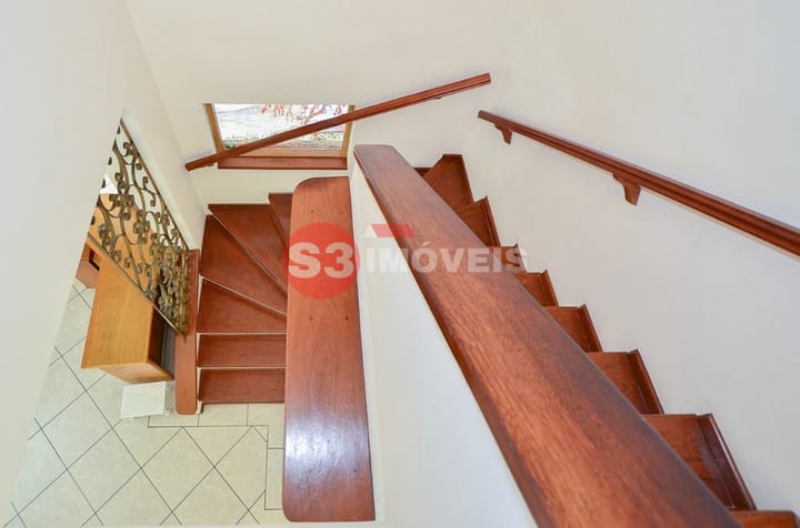 Casa à venda com 3 quartos, 280m² - Foto 27