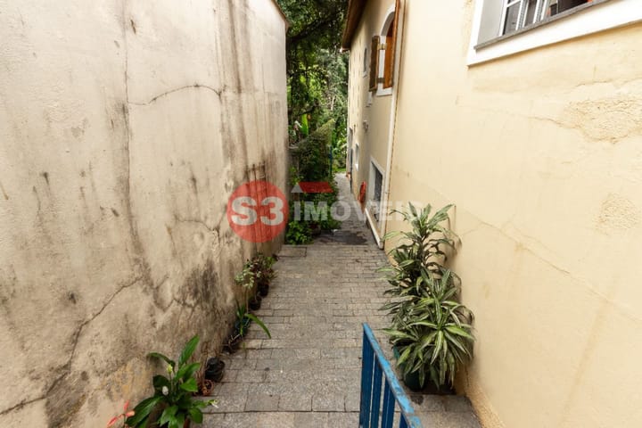 Casa à venda com 4 quartos, 188m² - Foto 18