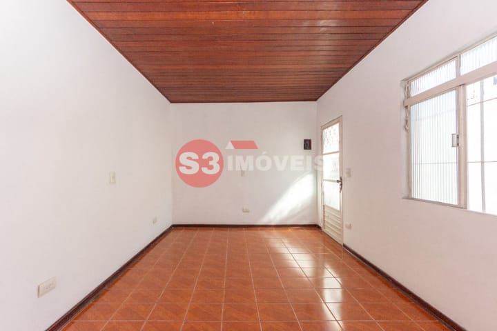 Casa à venda com 5 quartos, 210m² - Foto 8