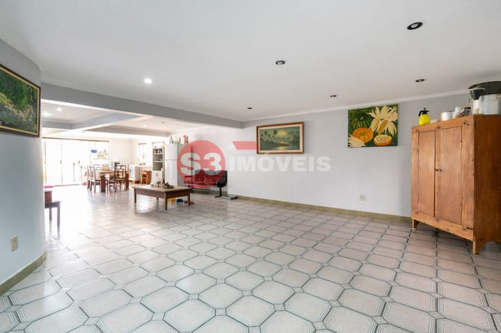 Casa à venda com 5 quartos, 270m² - Foto 14