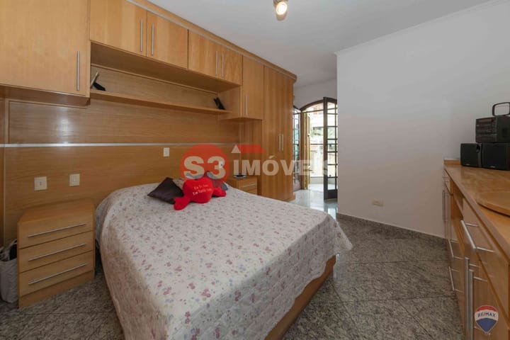 Casa à venda com 3 quartos, 173m² - Foto 8