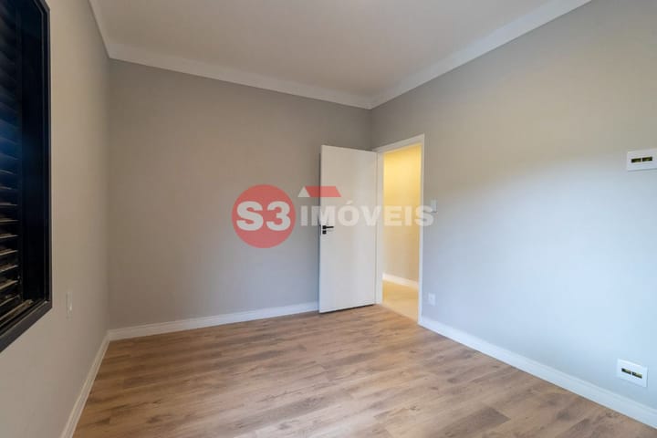 Apartamento à venda com 3 quartos, 85m² - Foto 17