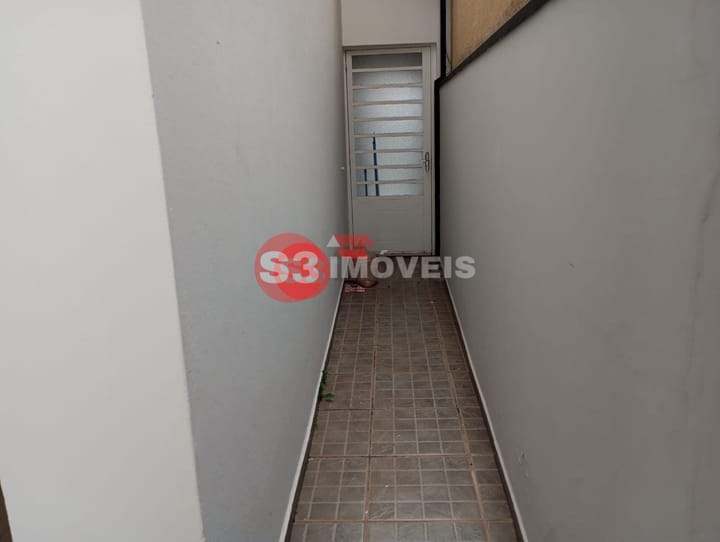 Casa à venda com 2 quartos, 170m² - Foto 13