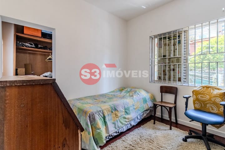 Casa à venda com 5 quartos, 200m² - Foto 37