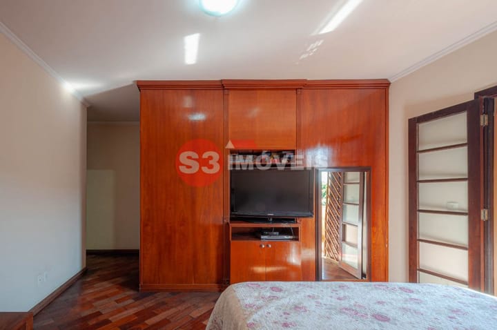 Casa à venda com 4 quartos, 280m² - Foto 25