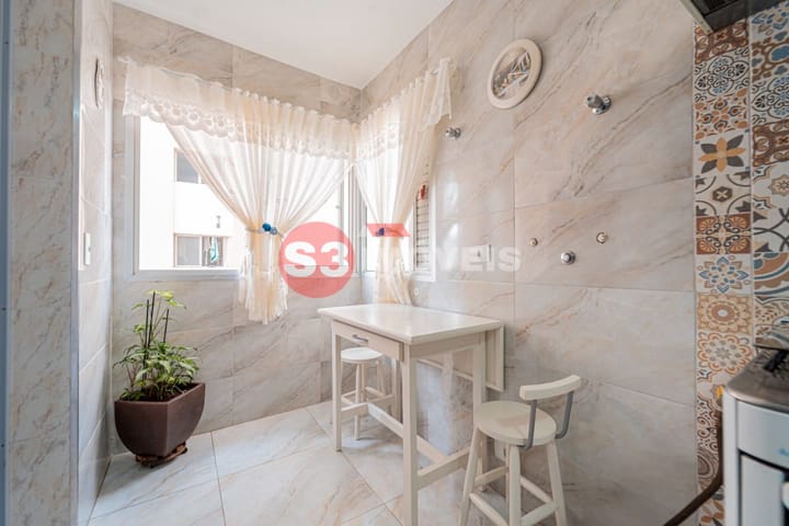 Apartamento à venda com 2 quartos, 70m² - Foto 19