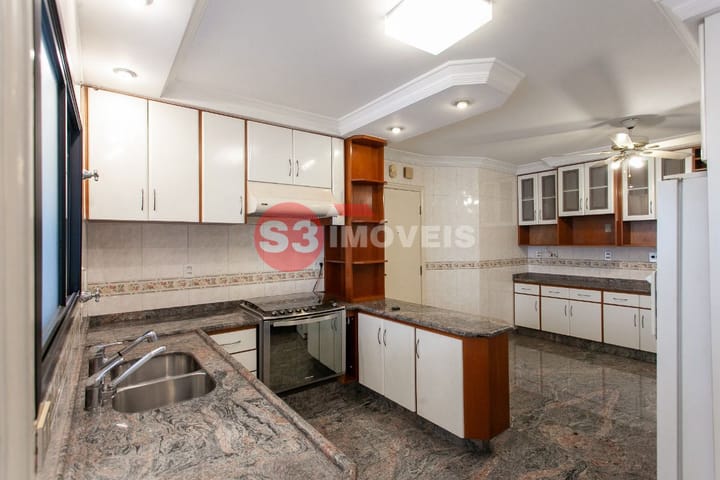 Cobertura à venda com 3 quartos, 260m² - Foto 15