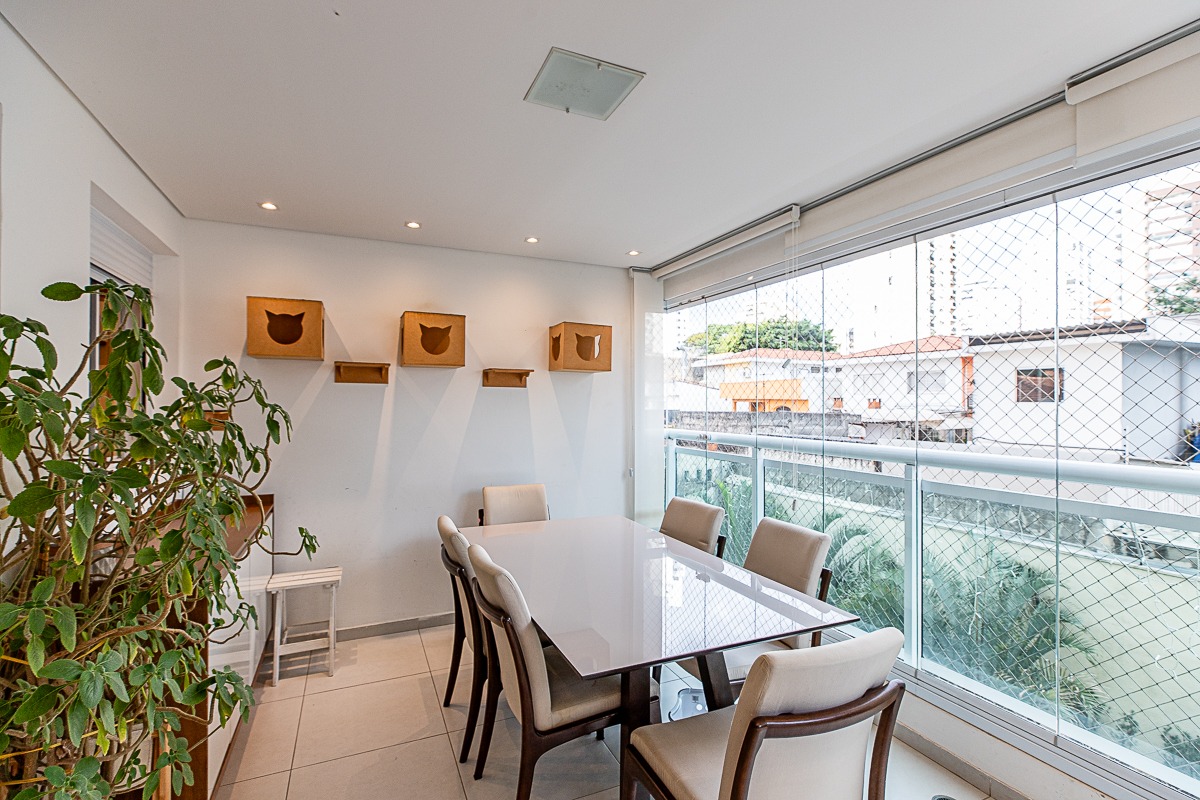 Apartamento à venda com 3 quartos, 108m² - Foto 1