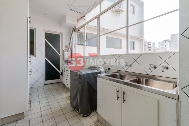 Apartamento à venda com 3 quartos, 243m² - Foto 33