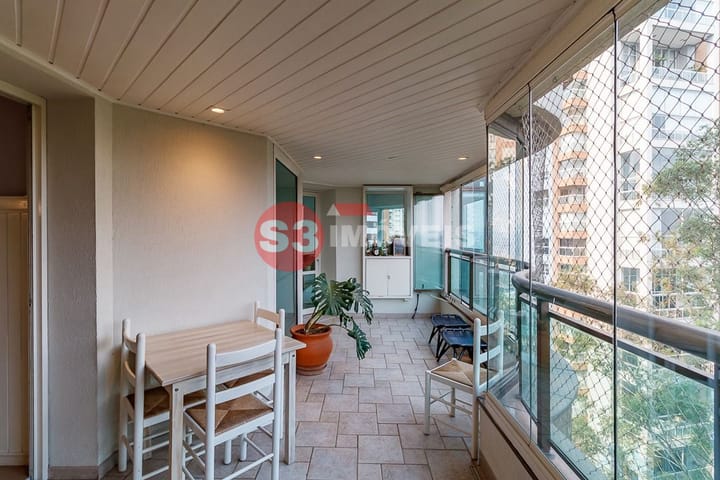 Apartamento à venda com 3 quartos, 225m² - Foto 45