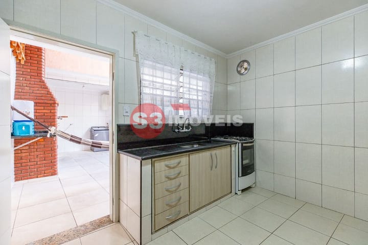 Casa à venda com 3 quartos, 260m² - Foto 5