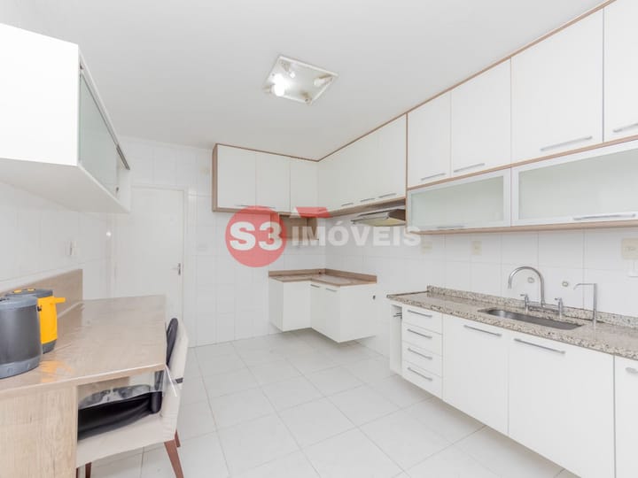 Casa à venda com 3 quartos, 180m² - Foto 16