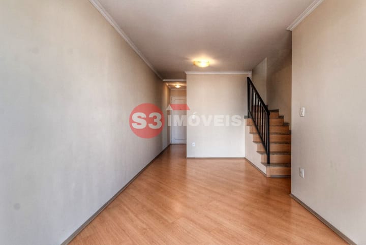 Cobertura à venda com 4 quartos, 140m² - Foto 1