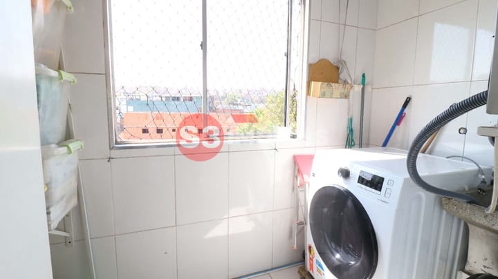 Apartamento à venda com 2 quartos, 64m² - Foto 17