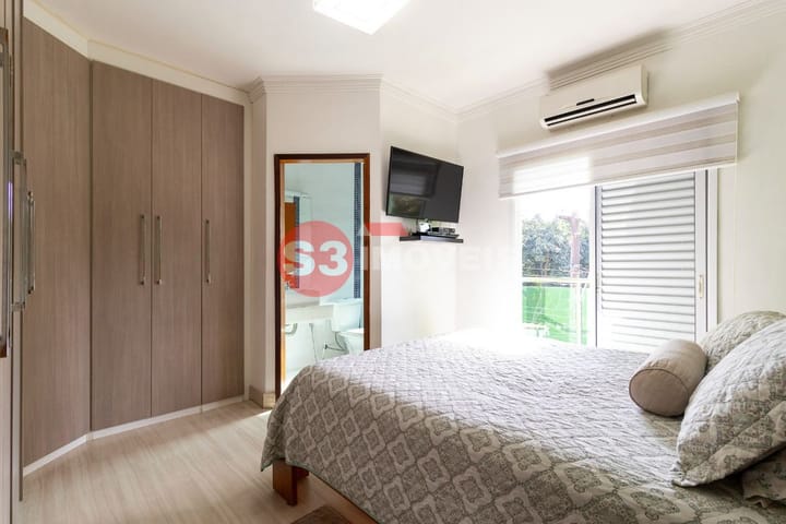 Casa à venda com 3 quartos, 169m² - Foto 18