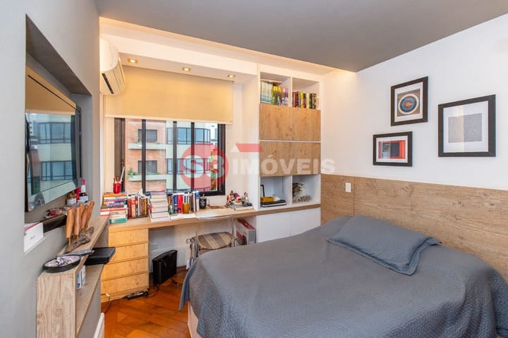 Apartamento à venda com 3 quartos, 205m² - Foto 41