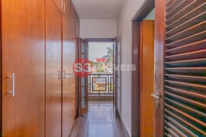 Casa à venda com 4 quartos, 219m² - Foto 16