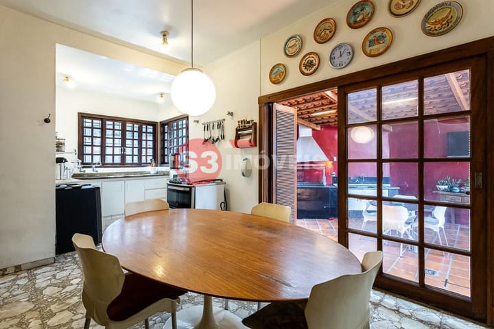 Casa à venda com 3 quartos, 250m² - Foto 28