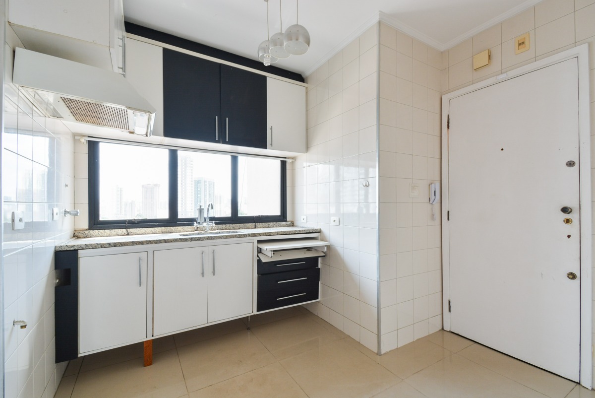 Apartamento à venda com 3 quartos, 87m² - Foto 28