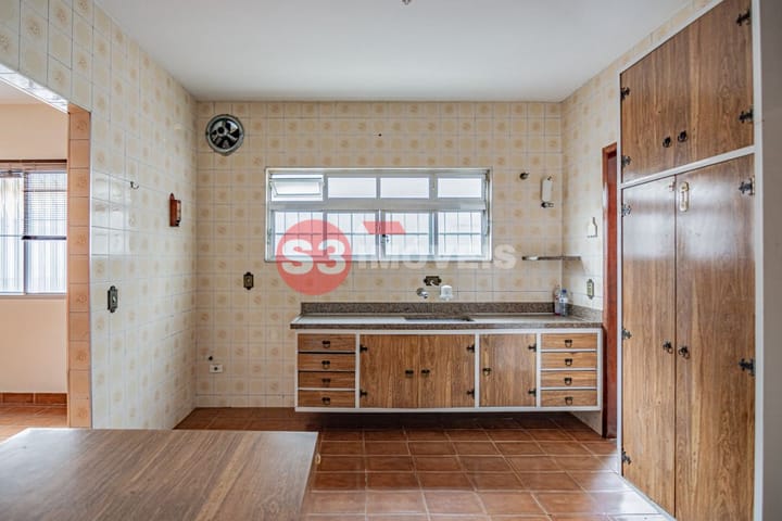 Casa à venda com 4 quartos, 200m² - Foto 50