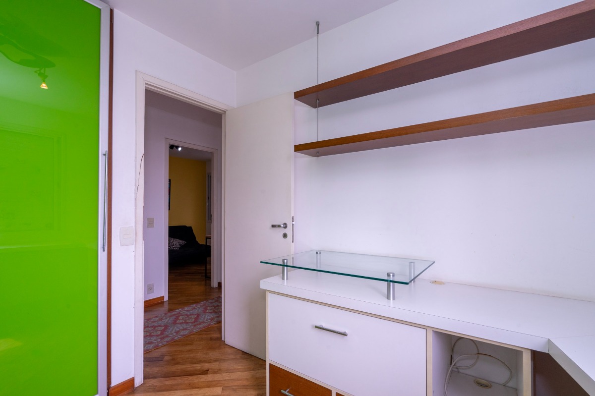 Apartamento à venda com 4 quartos, 145m² - Foto 32