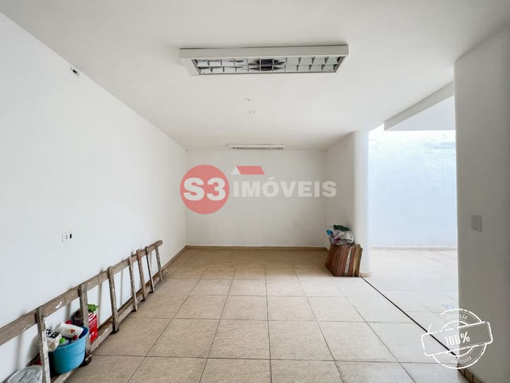 Casa à venda com 3 quartos, 180m² - Foto 28