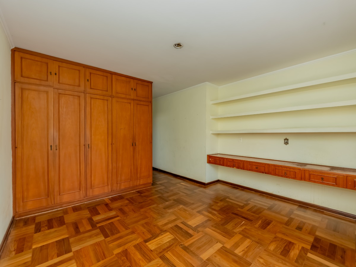 Casa à venda com 3 quartos, 388m² - Foto 14