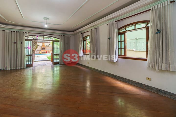 Casa à venda com 4 quartos, 560m² - Foto 65