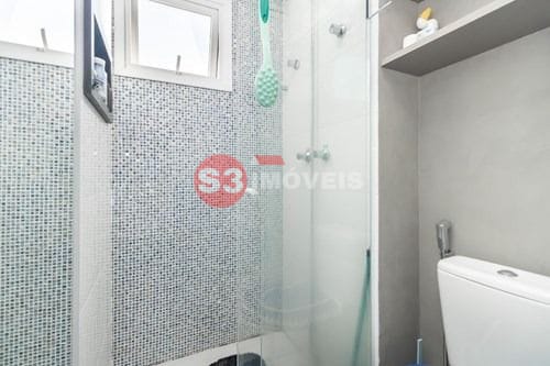 Apartamento à venda com 1 quarto, 43m² - Foto 32