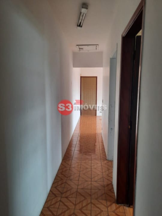 Casa à venda com 5 quartos, 200m² - Foto 3