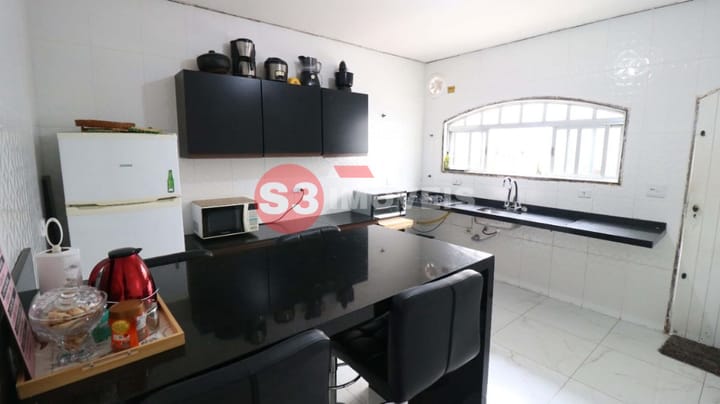 Casa à venda com 2 quartos, 125m² - Foto 13