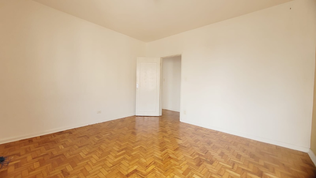 Apartamento à venda com 3 quartos, 110m² - Foto 11